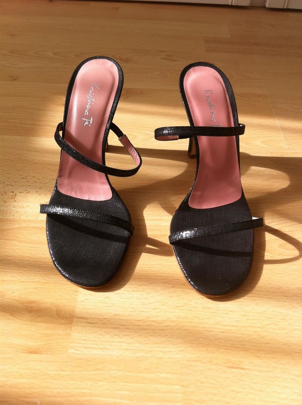Damenschuhe: Kristina Ti  Sandaletten  Gr.37 – Gebraucht aus Cormagens von grizli13 1