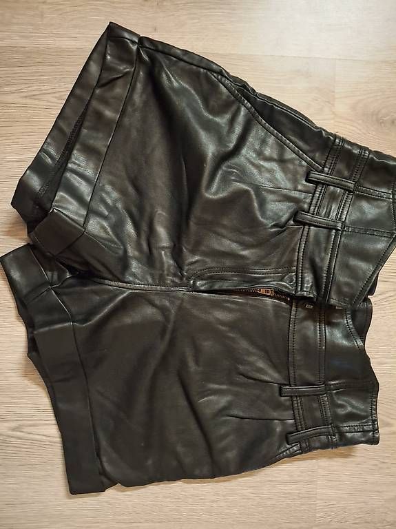 Lots de vêtements: Damen kleider set S - L – D'occasion à Eriswil par swe_t72b 3