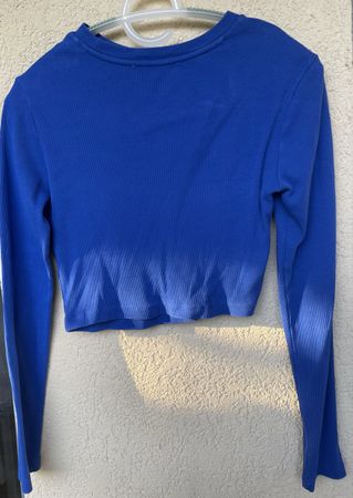 Pigalle Top, Grösse XS, blau mit speziellem Ausschnitt