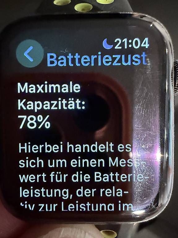 Smartwatch: Apple Watch Series 6 mit Saphirglas – Usato da Bargen BE venduto da xxx17 2