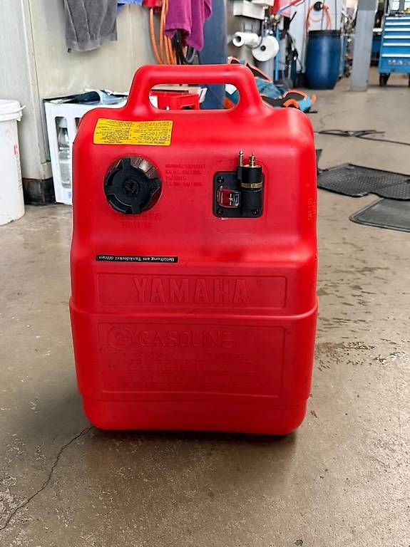 Accessori per altri veicoli: Kraftstofftank 25lt. – Usato da Speicher venduto da Mugge3