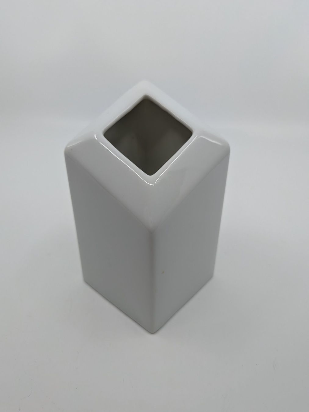Vasi & Recipienti: Vase Design Lisa Larson – Usato da Emmen venduto da magelan