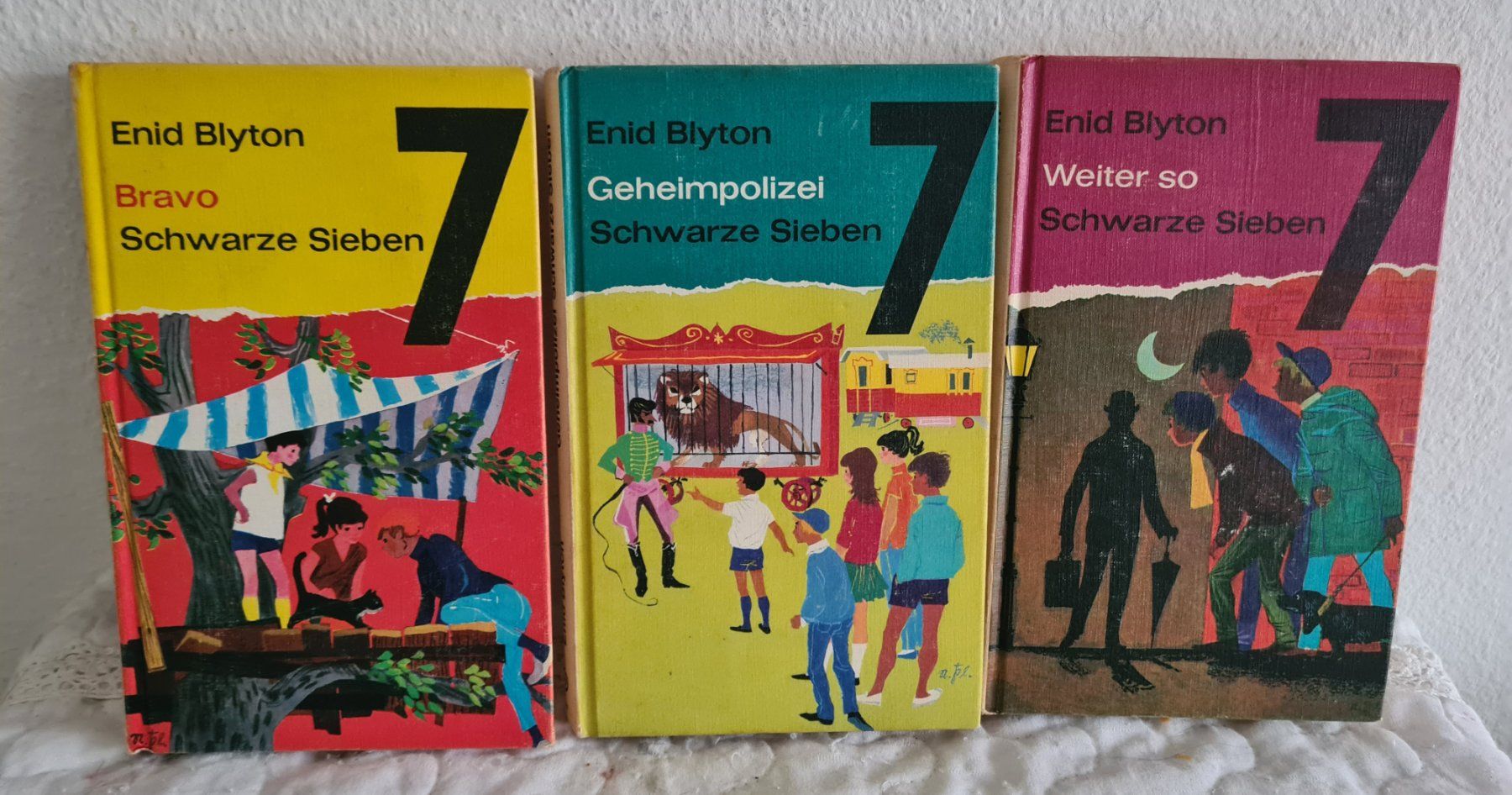 Libri: 3 Bücher Schwarze Sieben von Enid Blyton – Usato da Winterthur venduto da bibummi