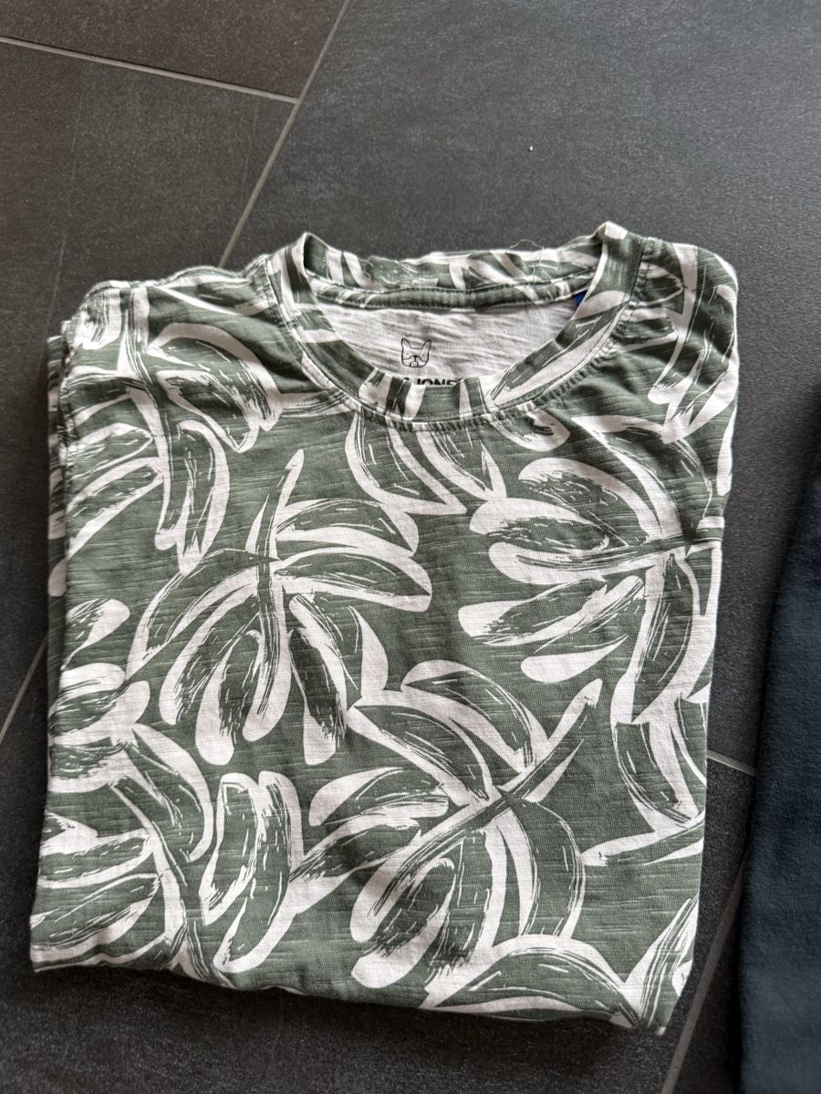 Jack & Jones Lotti & Set di vestiti: 4 T- Shirt Jack & Jones Gr. 164 – Usato da Langendorf venduto da cheyenne023 1