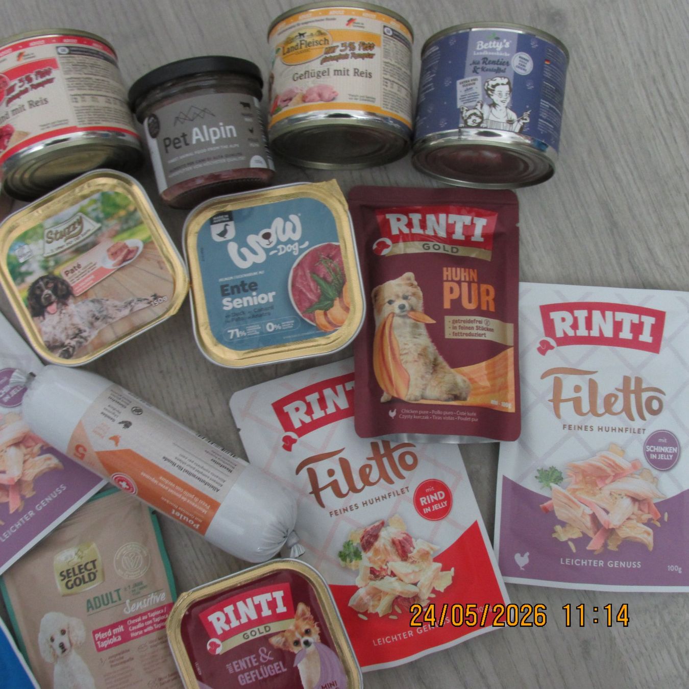 Mangimi: Hundefutter Mischpaket Nassfutter Rinti,Pet Alpin,usw. – Nuovo e nell'imballaggio originale da Galgenen venduto da Forflowers 3