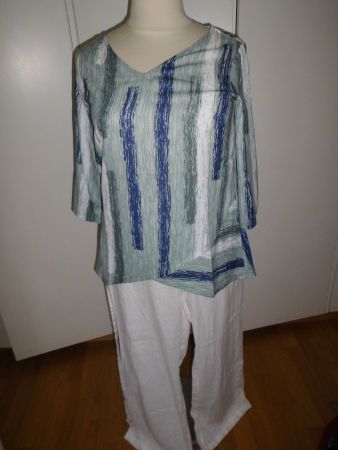 T-shirt vert/bleu T. 44