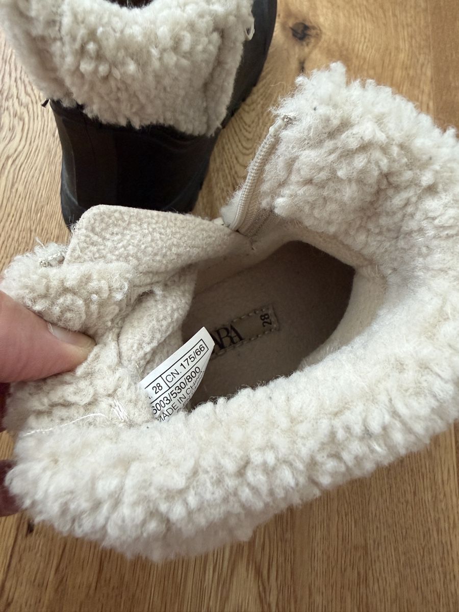 Zara Schuhe für Jungen: Zara Kids - Stiefel, Gr. 28 – Gebraucht aus Interlaken von fbnscl 6