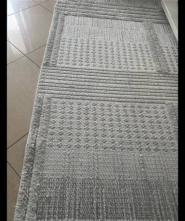 Tappeti: Teppich mit Laüfer  – Usato da Niederwangen BE venduto da hamer2 1