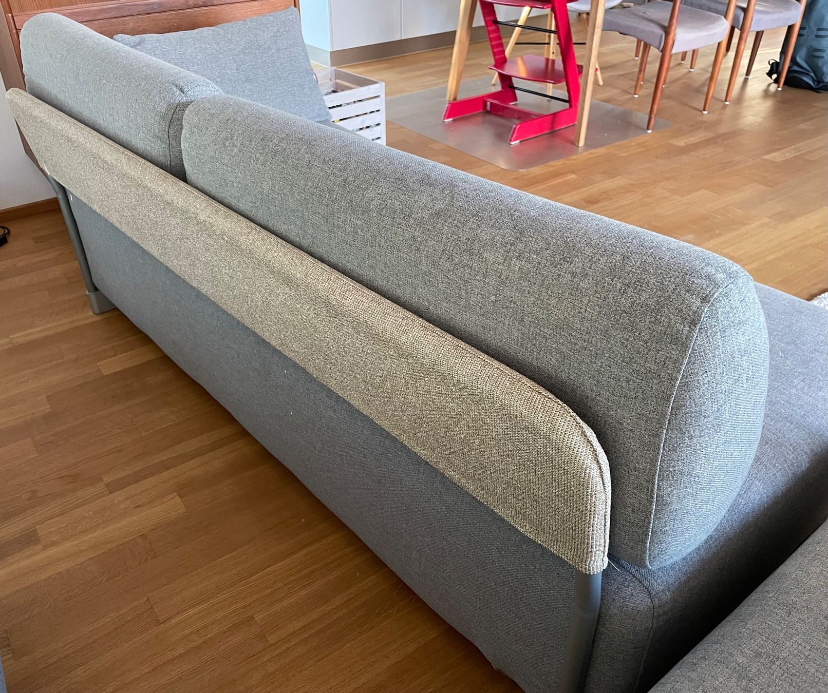 Divani: Modernes Ecksofa mit waschbaren Bezügen – modular – Usato da Bottmingen venduto da rut_pym7 3