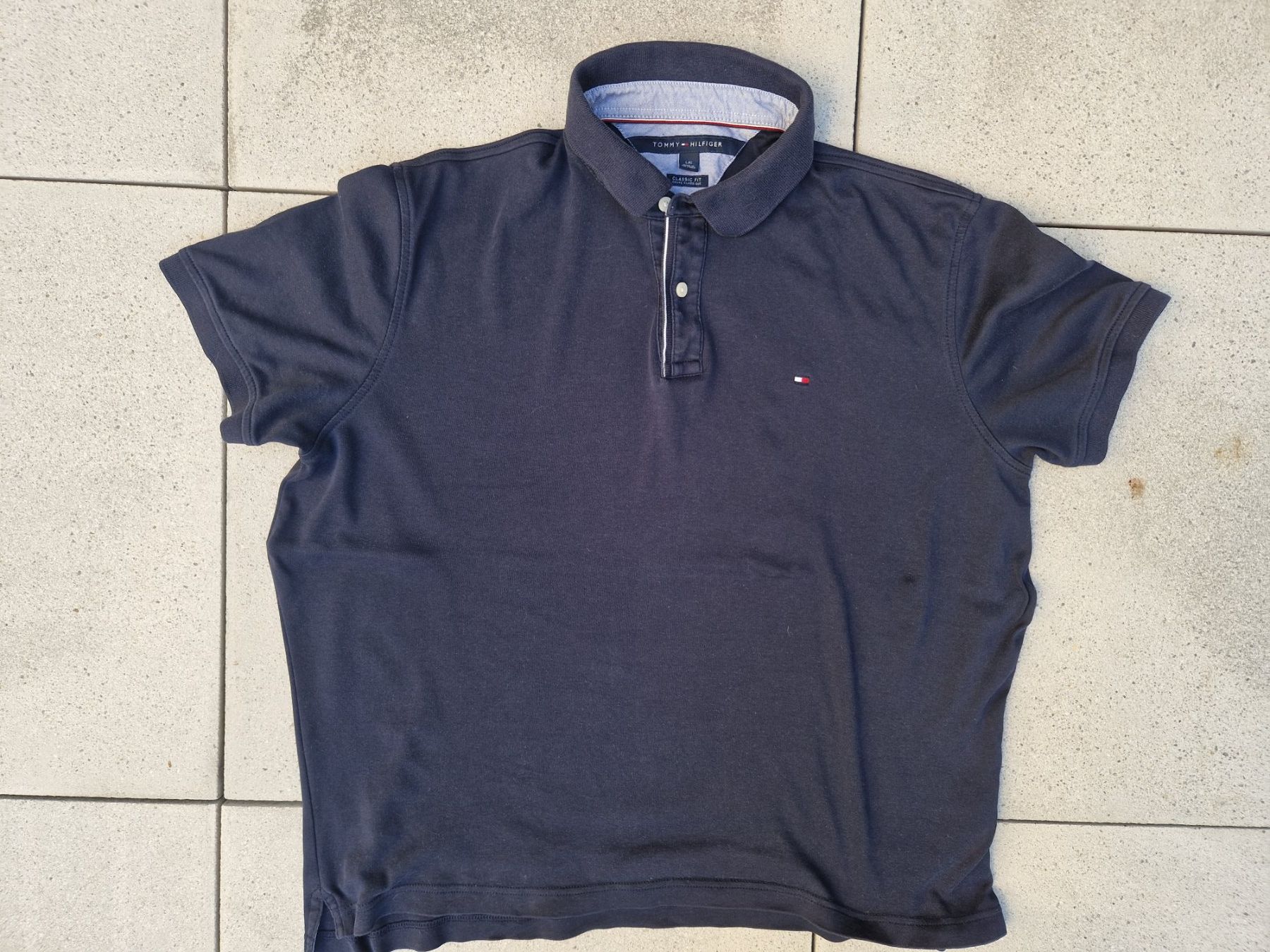 Tommy Hilfiger Polo-Shirts: Tommy Hilfiger Polo Gr. L dunkelblau – Gebraucht aus Winterthur von Marcello66