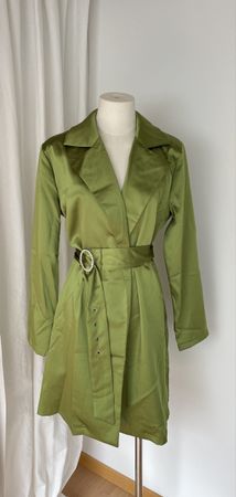 Grüne Blazer mit gürtel