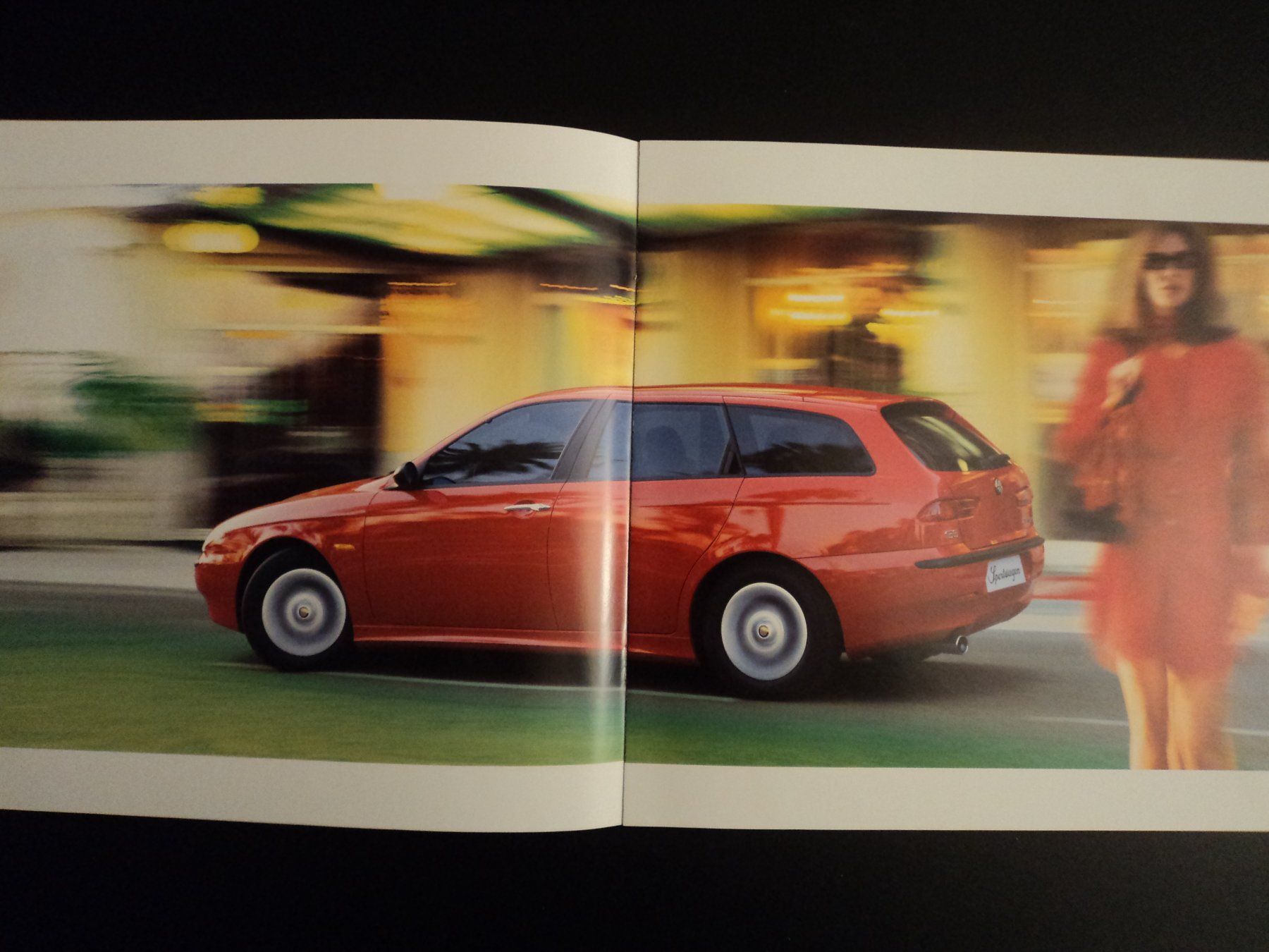 Alfa Romeo Dokumente: Prospekt Alfa Romeo Sportwagon 2000 – Gebraucht aus Schwarzenburg von modelCARama