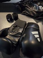 Boxhandschuh Grösse 12 OZ / NEU 