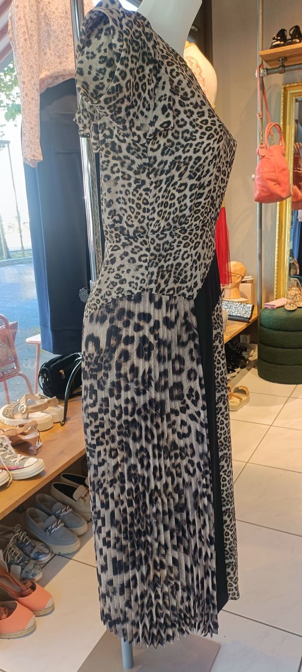Marc Cain Vestiti: Marccain Kleid Leo-Muster Gr. S – Usato da Zollikofen venduto da Proseco 5