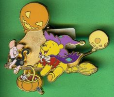 Disney   POOH & FERCKEL  Halloween 