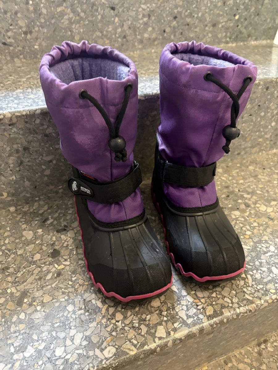 Scarpe per ragazze: Winterschuhe Mädchen Gr. 33/34 – Usato da Winterthur venduto da Baby117 2