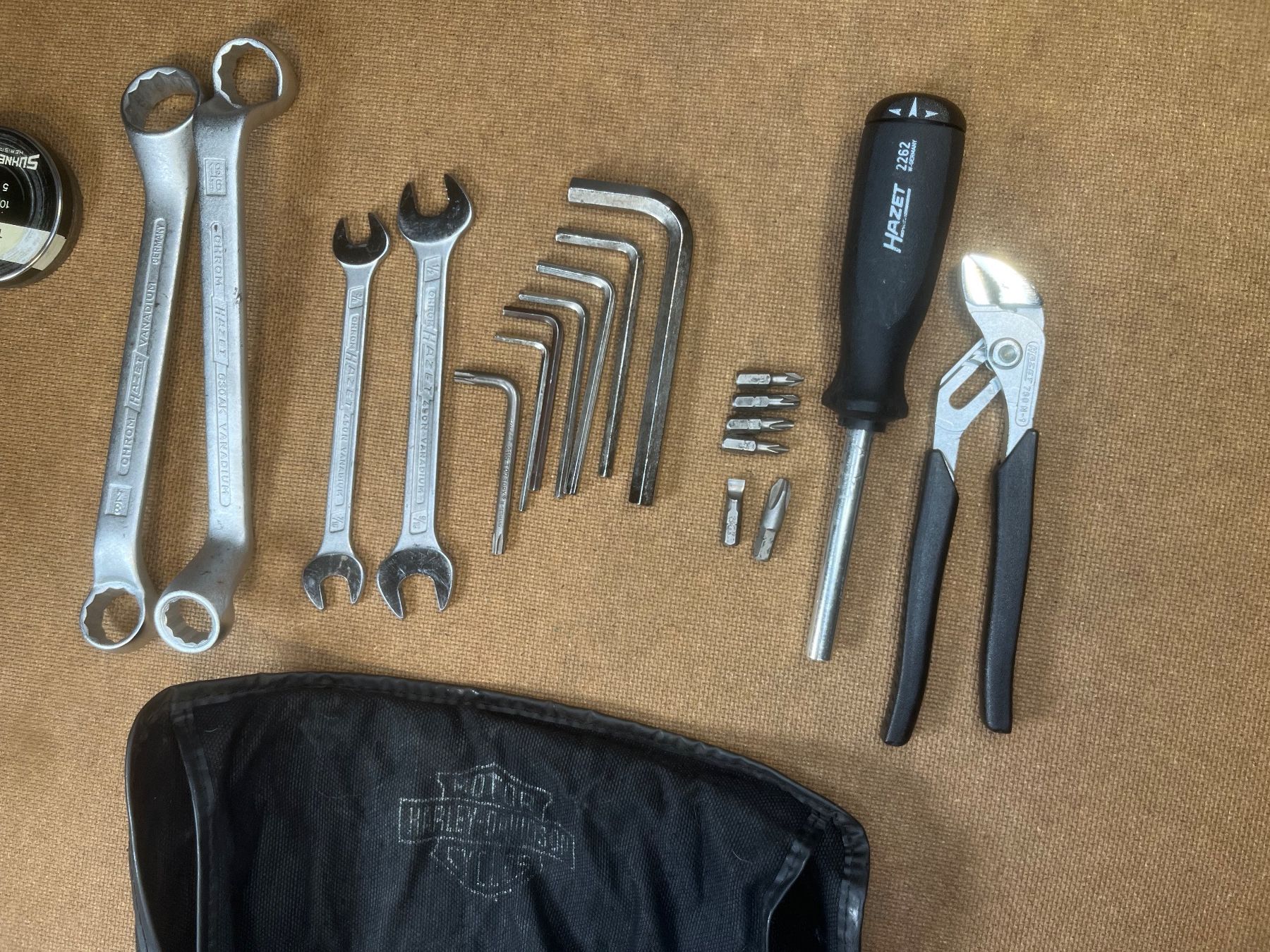 Alle Werkzeuge: Bordwerkzeug Harley Davidson – Neu (gemäss Beschreibung) aus Magden von Hornet2 2