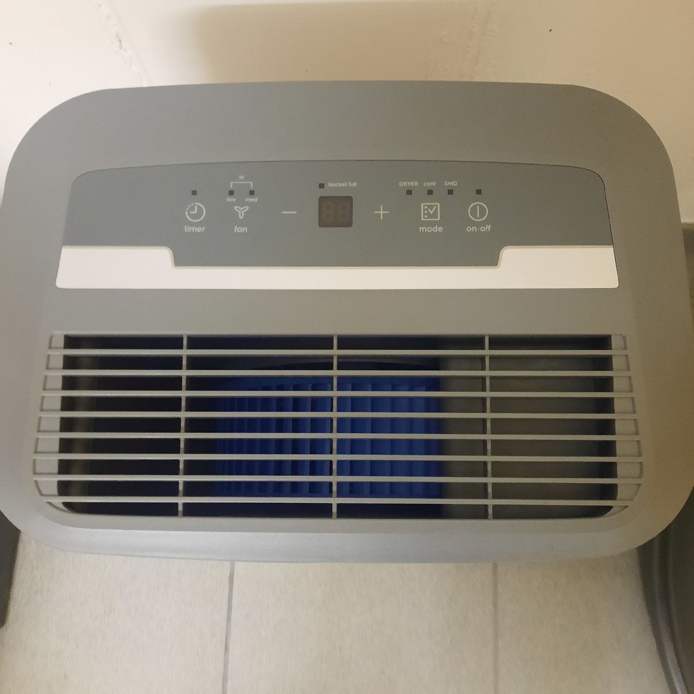 Deumidificatori: Neuer Electrolux Luftentfeuchter, 20 Liter – Nuovo e nell'imballaggio originale da Niederbuchsiten venduto da Cheasily 2