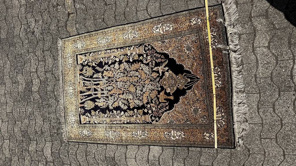 Tapis: Schöner Orientalischer Seide Teppich  – D'occasion à Tagelswangen par shane2000 3