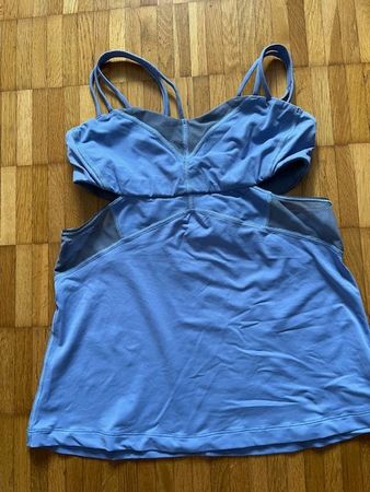 Lululemon Sport Top mit integriertem BH, Grösse 6, Blau