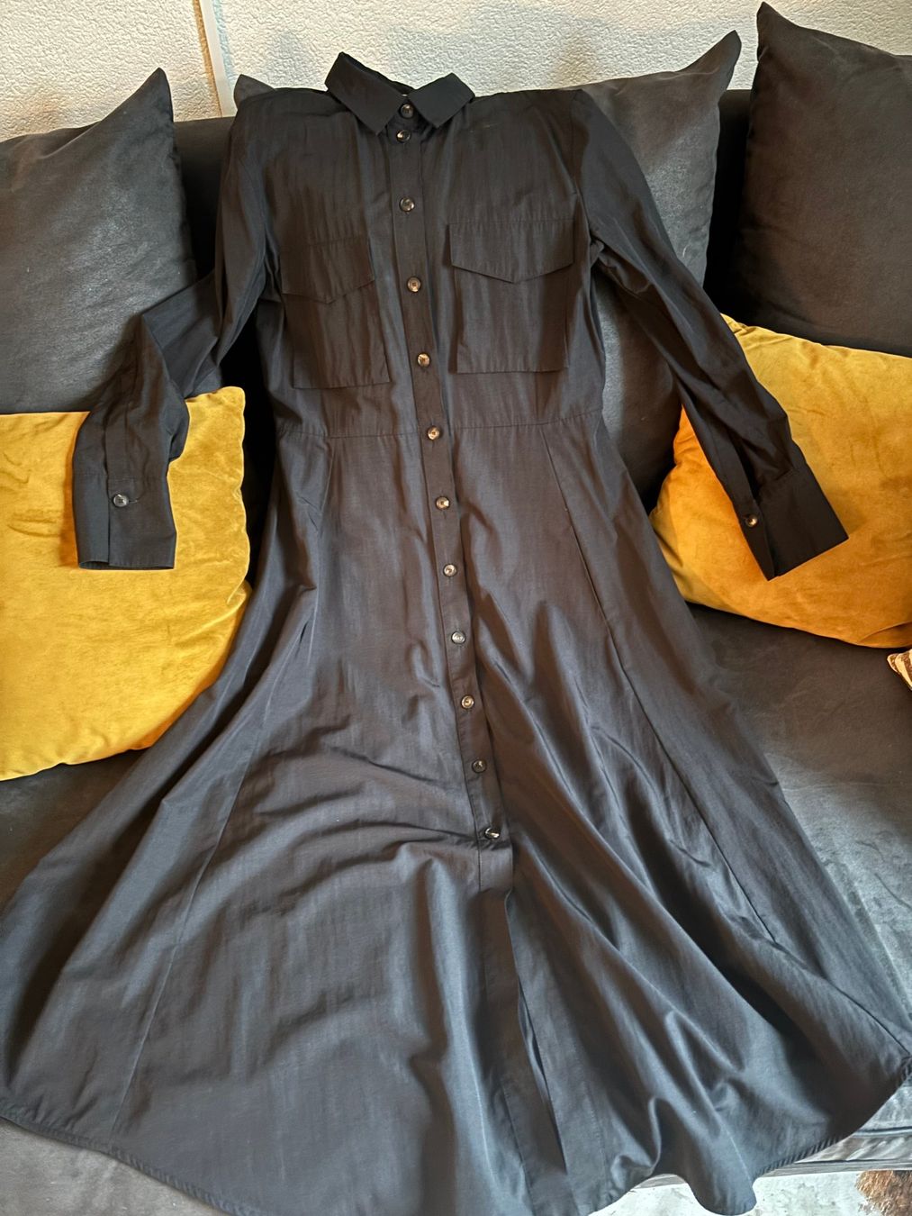 Kleider: TELA Kleid neuwertig – Neu (gemäss Beschreibung) aus Merishausen von yourdream 3