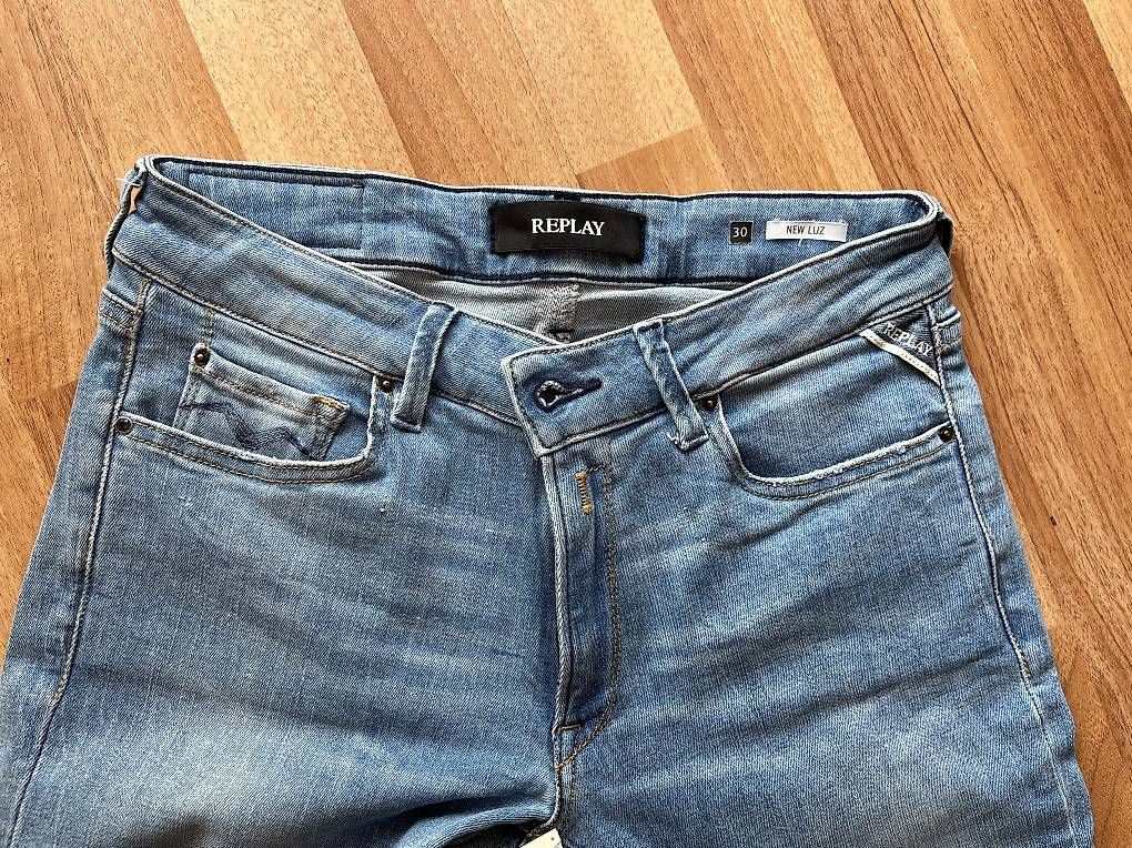 Jeans: Replay Jeans blau Gr. 30 – Usato da Kirchlindach venduto da sim.1 2
