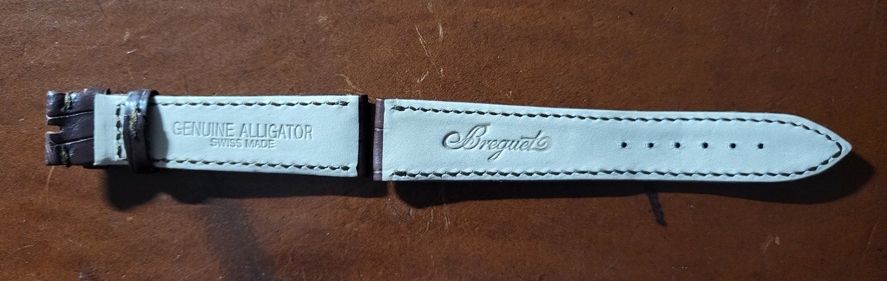 Breguet Bracciali & Braccialetti: Uhrenarmband Leder Aligator 18mm, Original Breguet, braun – Nuovo e nell'imballaggio originale da Düdingen venduto da Mxkahz