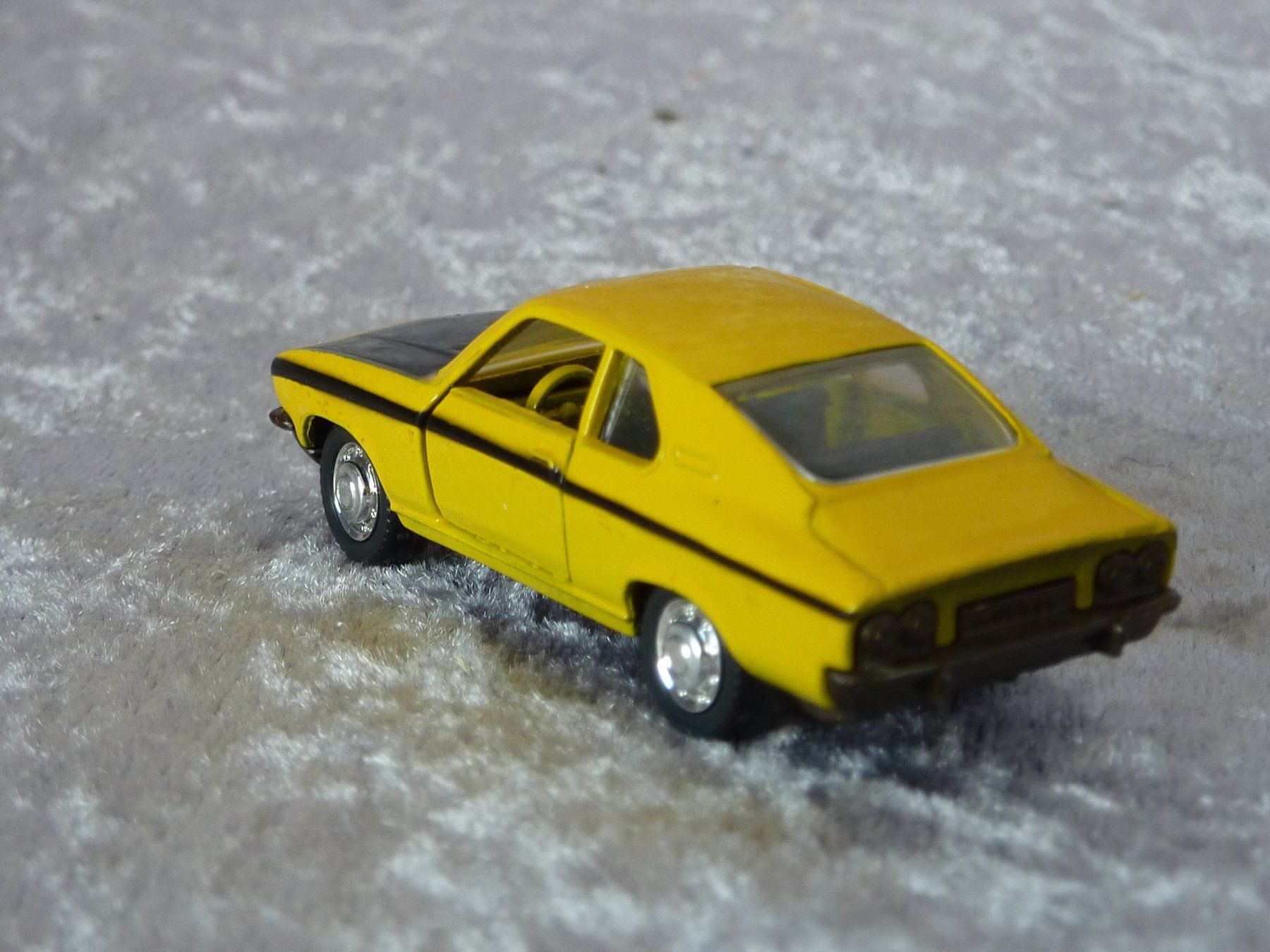 Schuco Modellini d'auto: Opel Manta A SR  1:66 – Usato da Dürrenäsch venduto da Cobra1ch 1