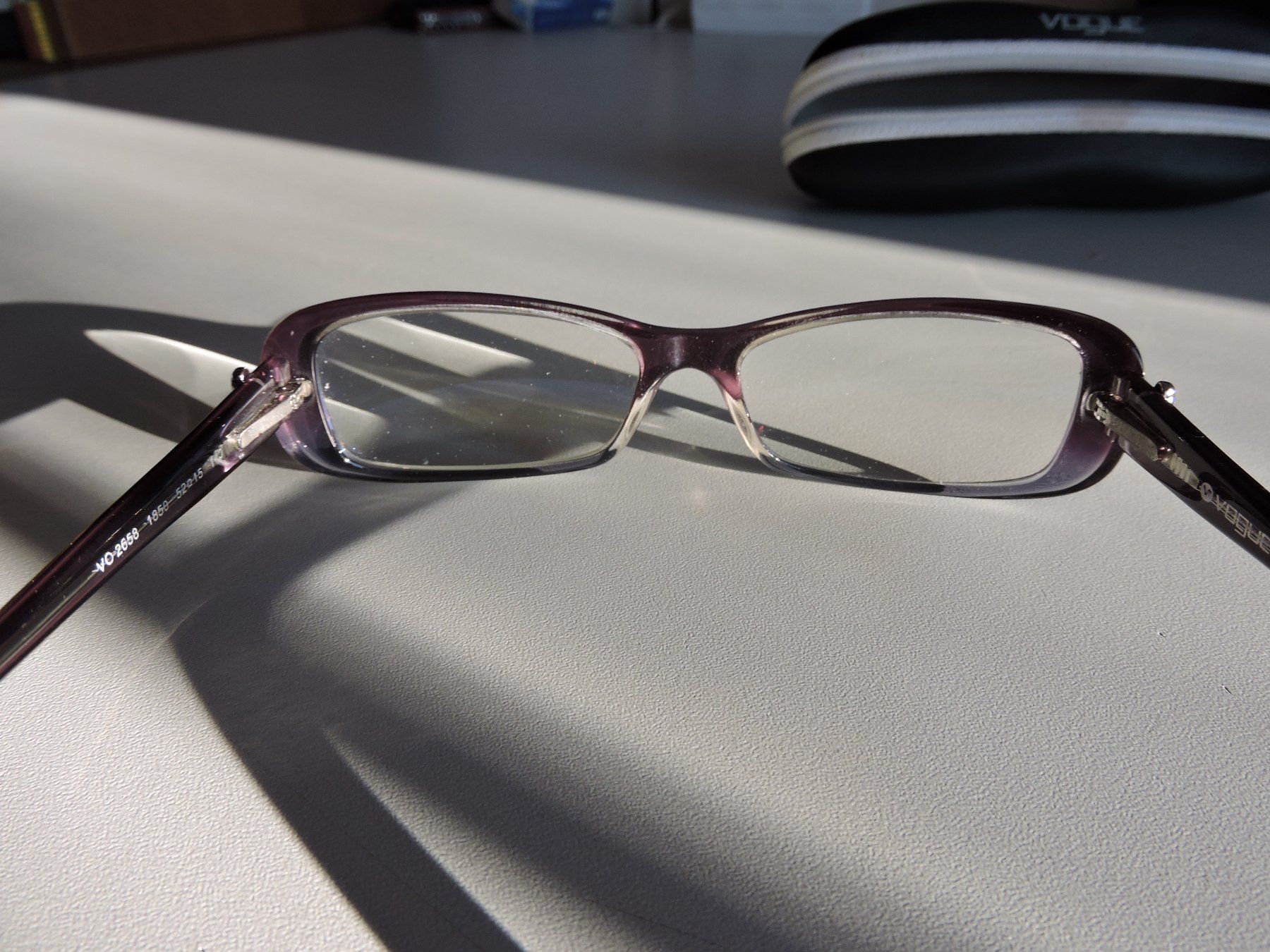Vogue Occhiali & Lenti: Vogue Lesebrille mit Etui – Usato da Hauptwil venduto da Borusse01 4