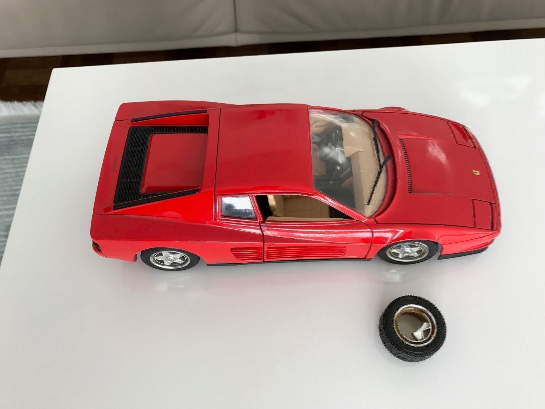Ferrari Modellautos: Ferrari Testarossa 1:18  1984 – Gebraucht aus Winterthur von Alp9 6