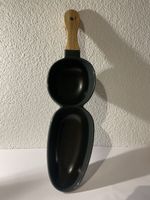 Servierschale schwarz mit Holzgriff neuwertig