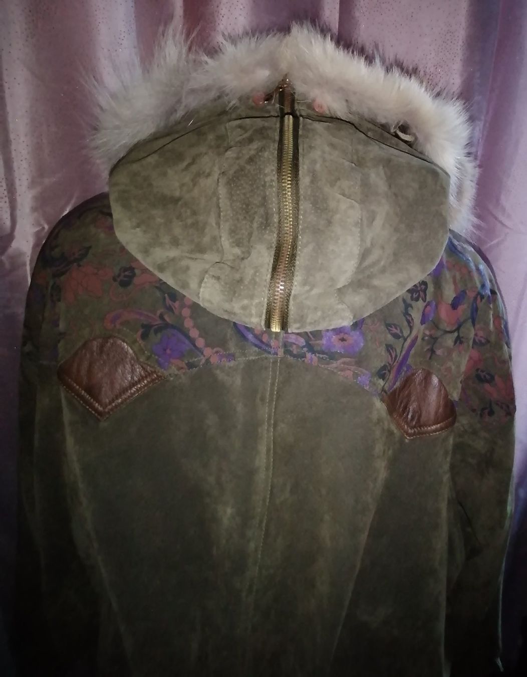 Giacche: Eyecatcher Retro Winterblouson aus Wildleder – Usato da Corcelles-près-Payerne venduto da RxOne_Krs 6