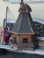 Jolie maisonnette décorative en bois