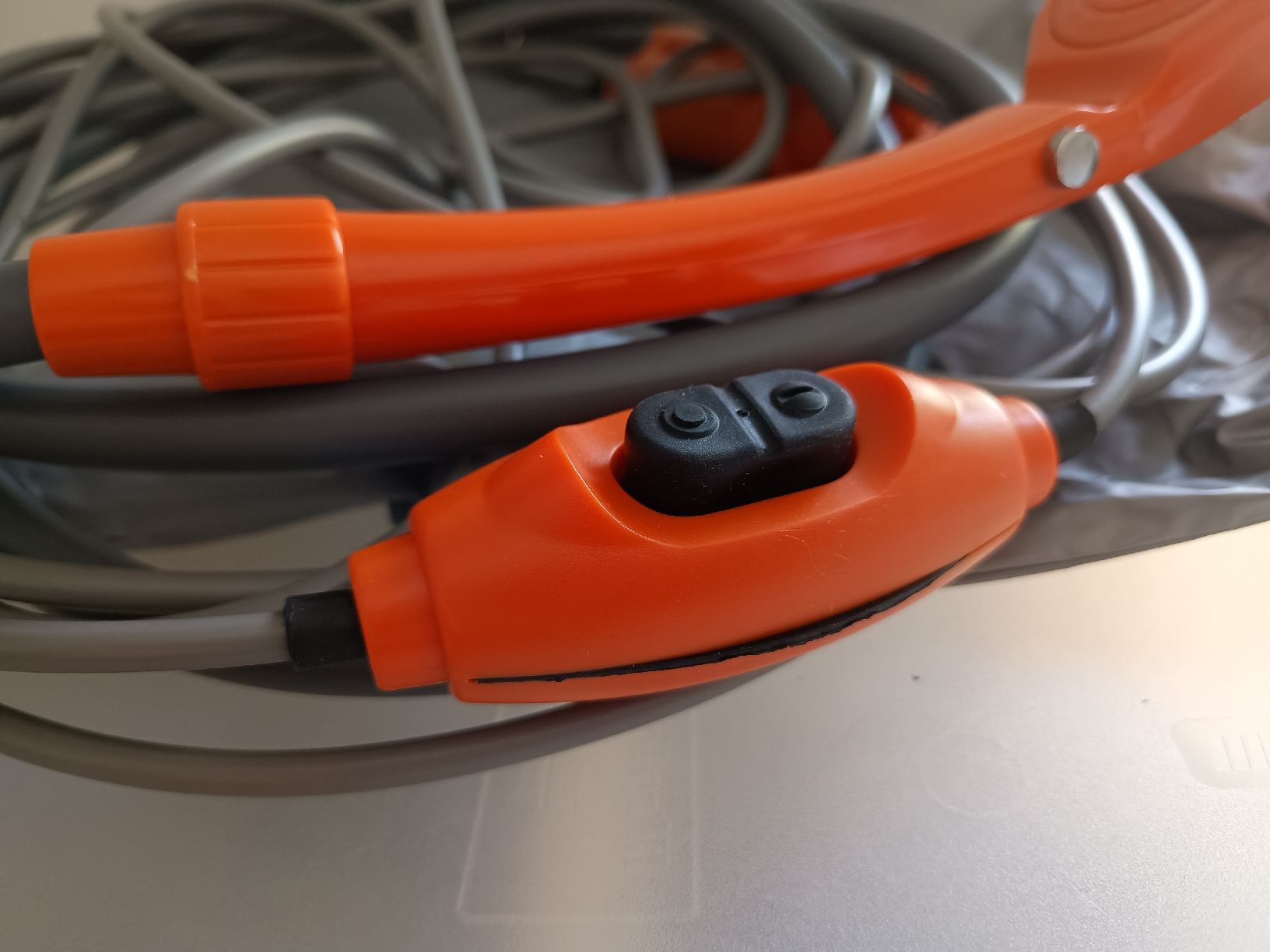 Docce: 12V Campingdusche, Reisedusche, Autodusche, defekt – Difettoso da Döttingen venduto da Schlei 4