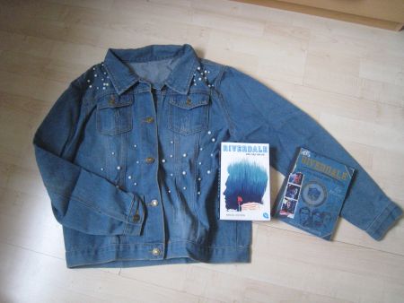RIVERDALE SET & Bücher Jacke South Side Serpents ca.Gr. 36