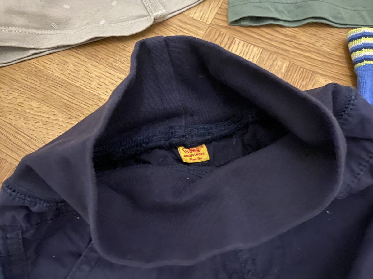 Lotti & Set di vestiti: Kinderkleider Grösse 74 – Usato da Zürich venduto da sektor9 1