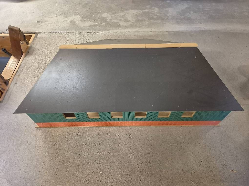 Spielzeuge: Scheune / Unterstand / Spielzeugtraktor – Gebraucht aus Doppleschwand von Camarofreak1990 2