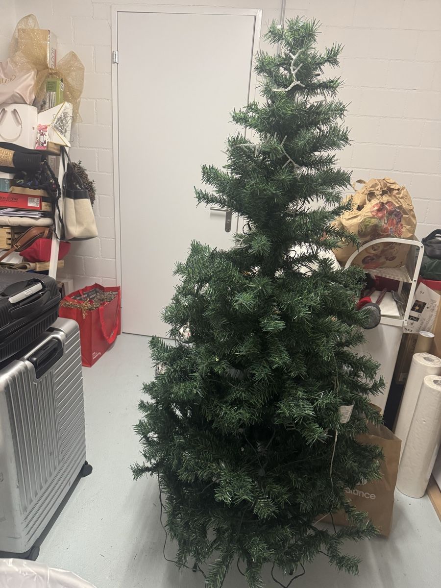 Alle Dekorationen: Weihnachtsbaum – Gebraucht aus Oberägeri von kokabura01