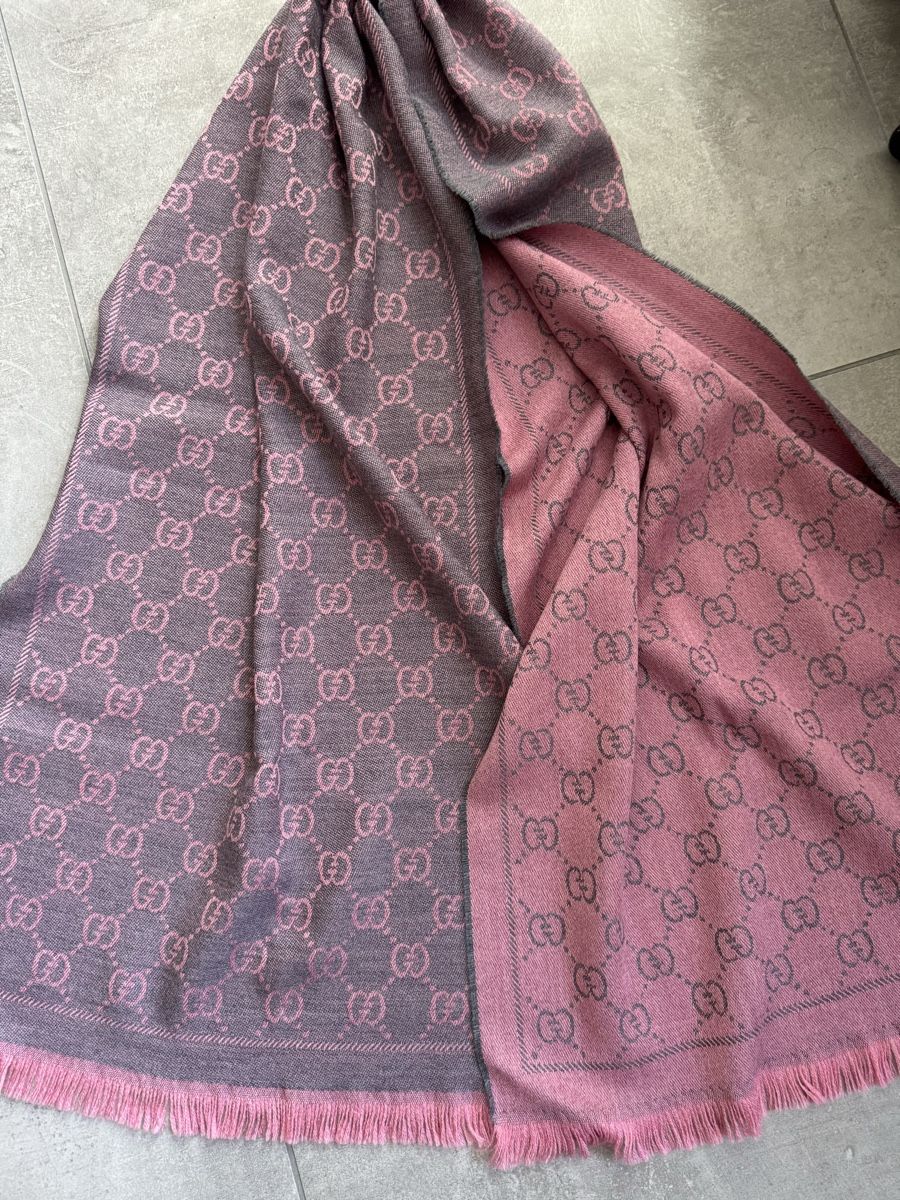 Gucci Foulard & Sciarpe: Gucci Schal – Nuovo (secondo la descrizione) da Liebistorf venduto da Sarahx3 3