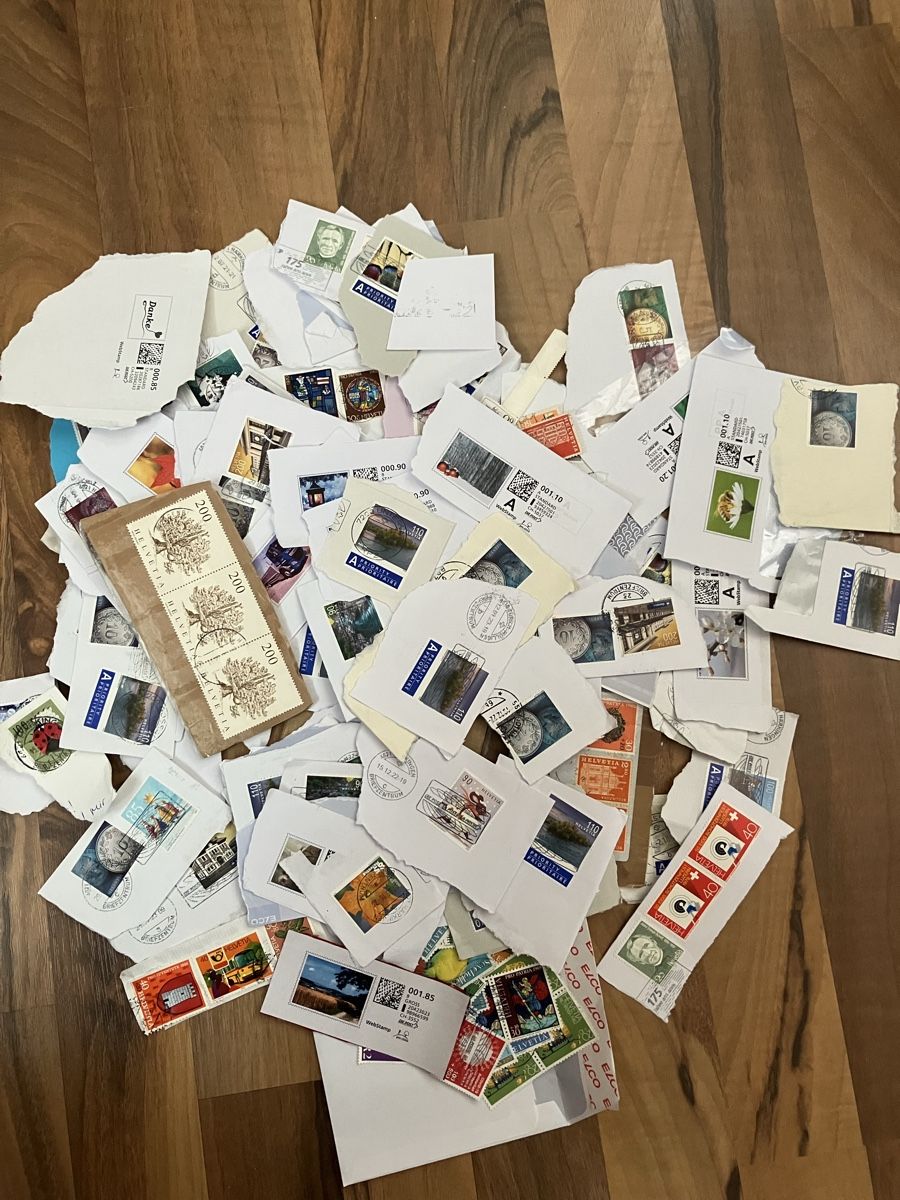 Tutti i francobolli: Briefmarken allerlei – Usato da Bözberg venduto da Sape9192