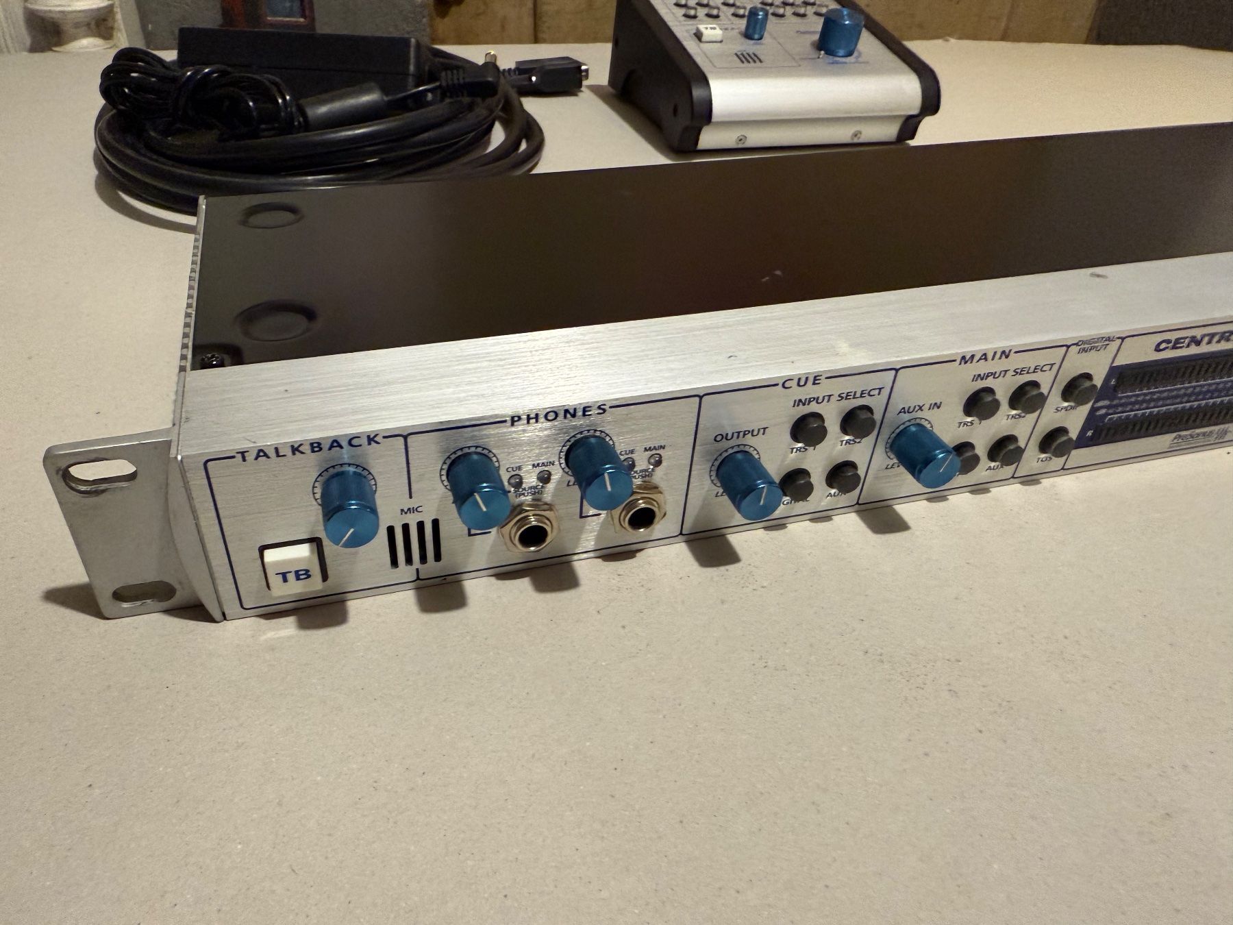 Sistema di controllo: Presonus Central Station - Monitorcontroller – Usato da Burgdorf venduto da d-noize 1