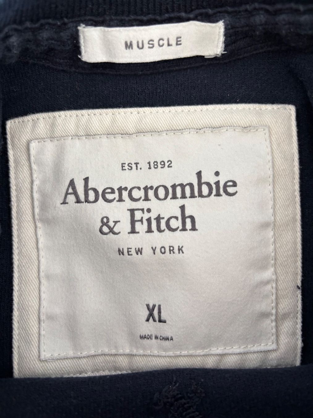 Abercrombie Pullover & Sweatshirts: Sweatshirt Abercrombie & Fitch – Gebraucht aus Winterberg ZH von vanilleinspiration 2