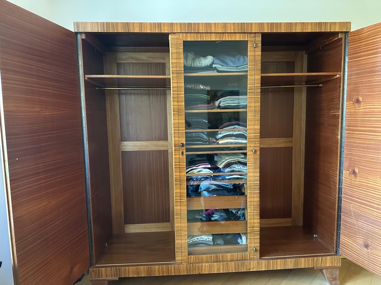 Armadi: Kleiderschrank – Usato da Bern venduto da SI-BE07 1