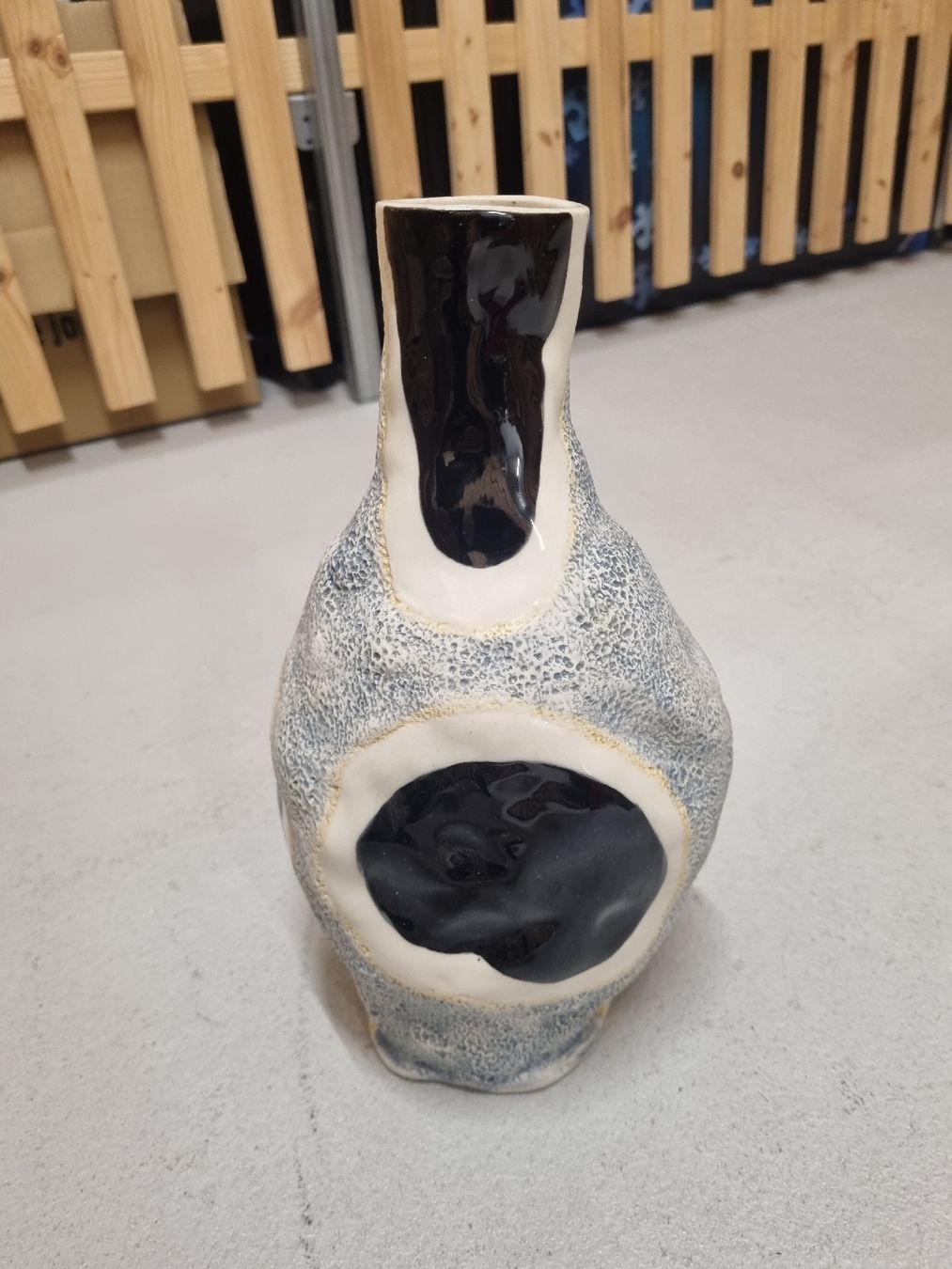 Hay Vasen & Gefässe: HAY Cowpattern Flower Vase – Neu (gemäss Beschreibung) aus Zürich von dvb_k2cq