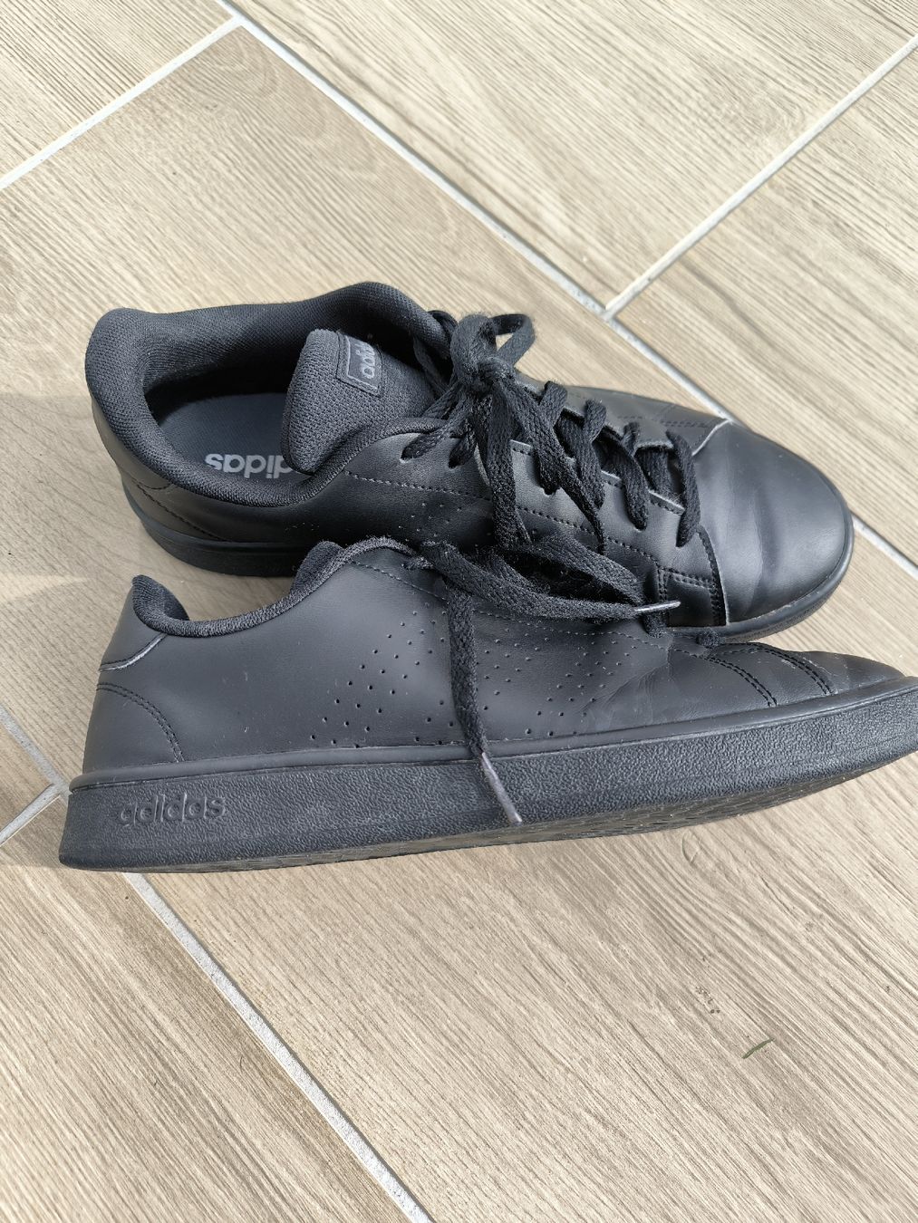 Adidas Scarpe da uomo: Adidas Sneaker – Usato da Wolfenschiessen venduto da pac-man 1