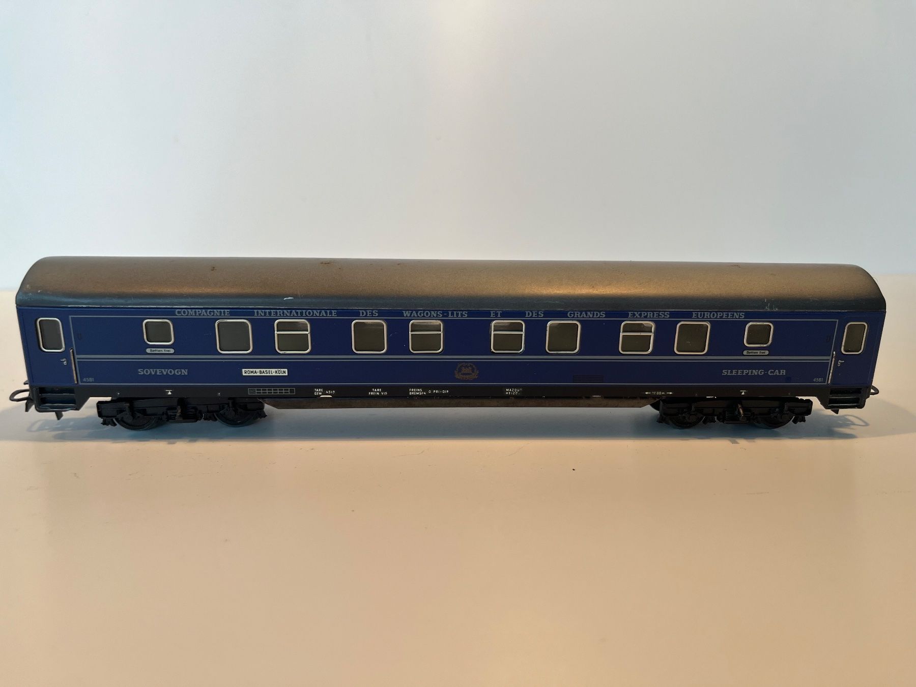 Märklin Trains électriques: Schlafwagen Märklin aus Blech. – D'occasion à Adligenswil par Schuerch77