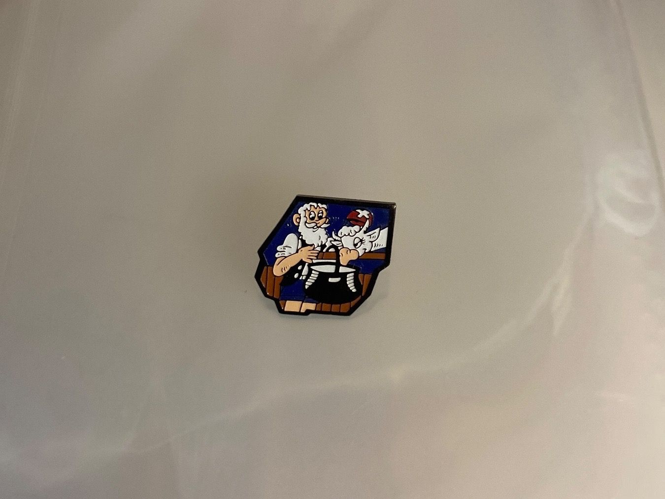 Placchette & Badge: Pin's  - vache - heidi grand père – Usato da Le Brassus venduto da cinema13 1