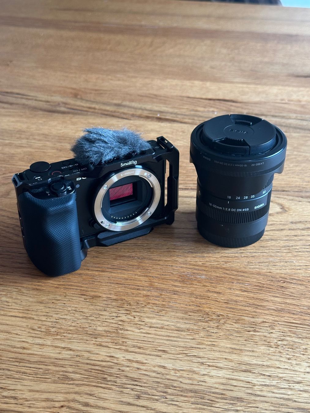 Sony Kamera: Sony Alpha ZV-E10 – Gebraucht aus Elsau von dde_b8cd
