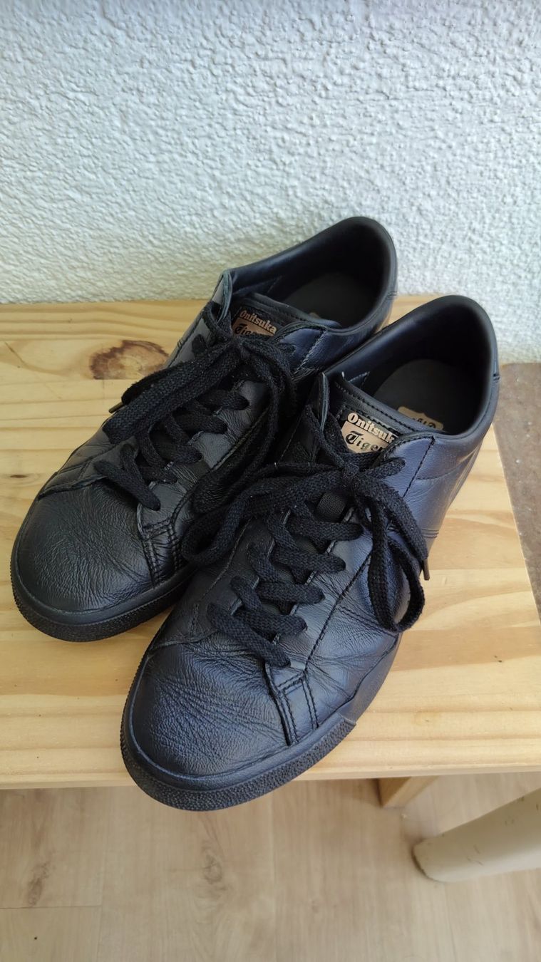 Onitsuka Scarpe da uomo: Onitsuka Tiger LAWNSHIP 3.0 – Usato da Allschwil venduto da NSarmiento