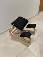 Ergonimischer Kniestuhl